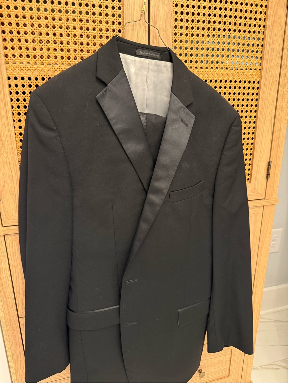 Calvin Klein Black Satin-Trim Tuxedo